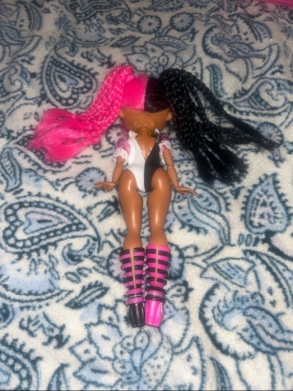 L.O.L. Surprise! Doll with Black & Hot Pink Hair and Pink/Black Boots - Picture 3 of 4